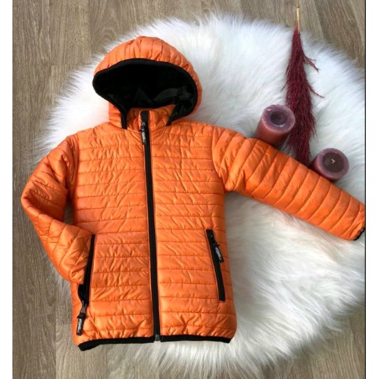 Детско шушляково олекотено яке в оранжево с качулка