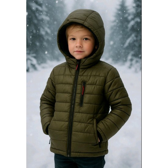 Детско шушляково олекотено яке в тъмно зелено с качулка