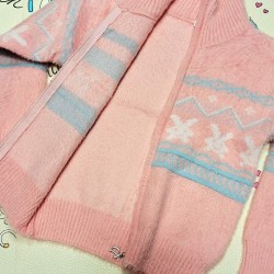 Детска много мека жилетка в розово с бели и сини СЪРЧИЦА Детска много мека жилетка в розово с бели и сини СЪРЧИЦА