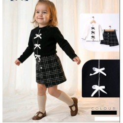 Детски комплект с пола и блуза в бяло и черно каре