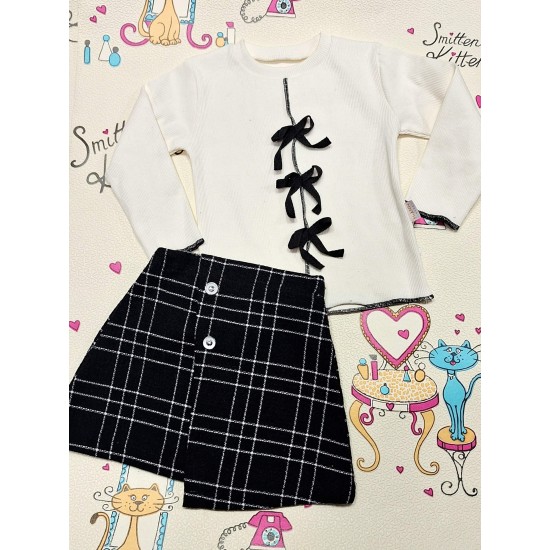 Детски комплект с пола и блуза в бяло и черно каре Детски комплект с пола и блуза в бяло и черно каре