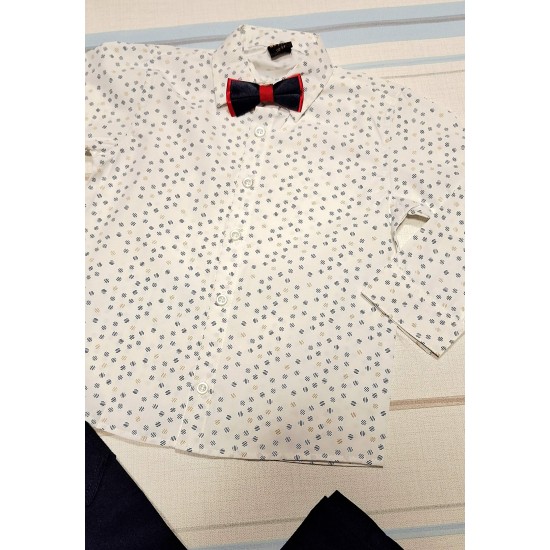 Елегантен костюм за момче със синьо сако и папийонка