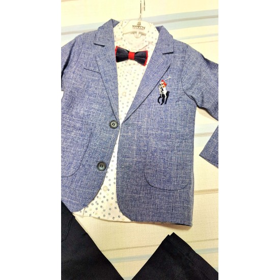 Елегантен костюм за момче със синьо сако и папийонка
