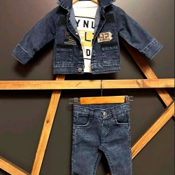Детски дънков комплект с яке,дънки и блуза